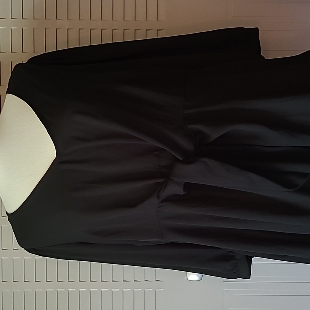 Torrid 2x long sleeve blouse that ties in front
